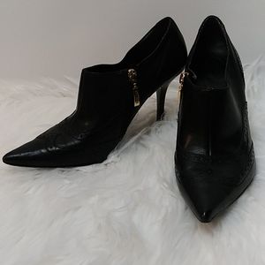 Guess Heeled Ankle Booties Size 8